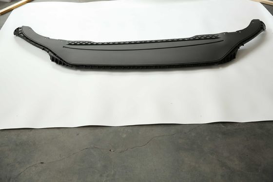 Spoiler przedniego zderzaka samochodu do VW Passat 2019 2020 3GB 807 568 A